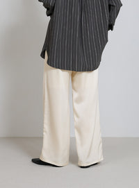 ストレートイージーサテンパンツ【セットアップ対応】