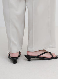 ワイドスクエアトングローヒールサンダル