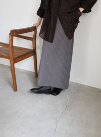 ピンストライプロングスカート