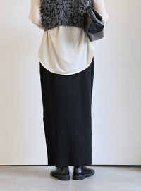 ヘムリブニットIラインスカート