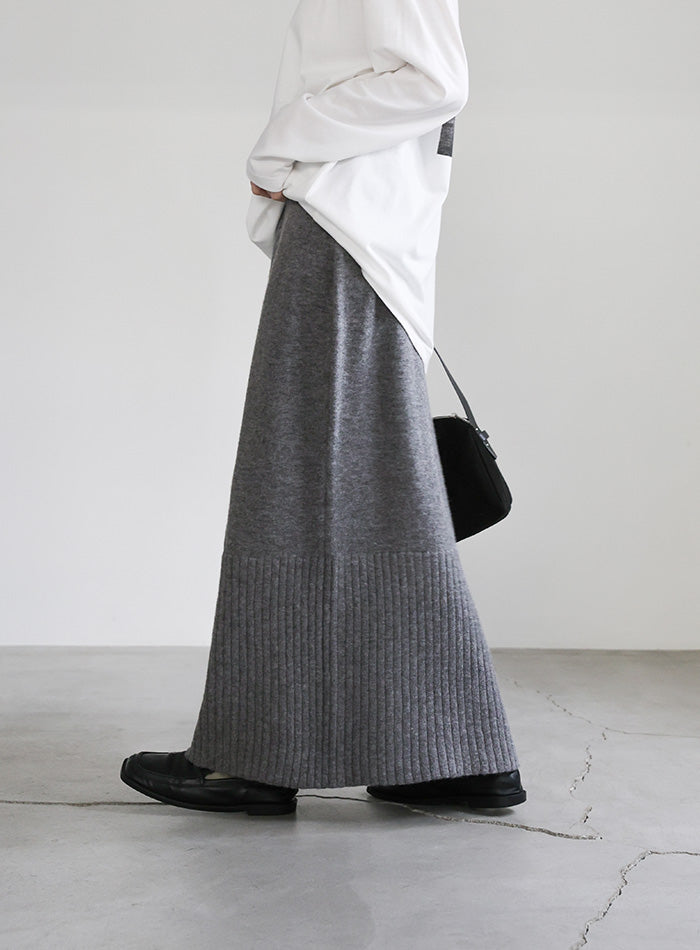 ヘムリブニットIラインスカート