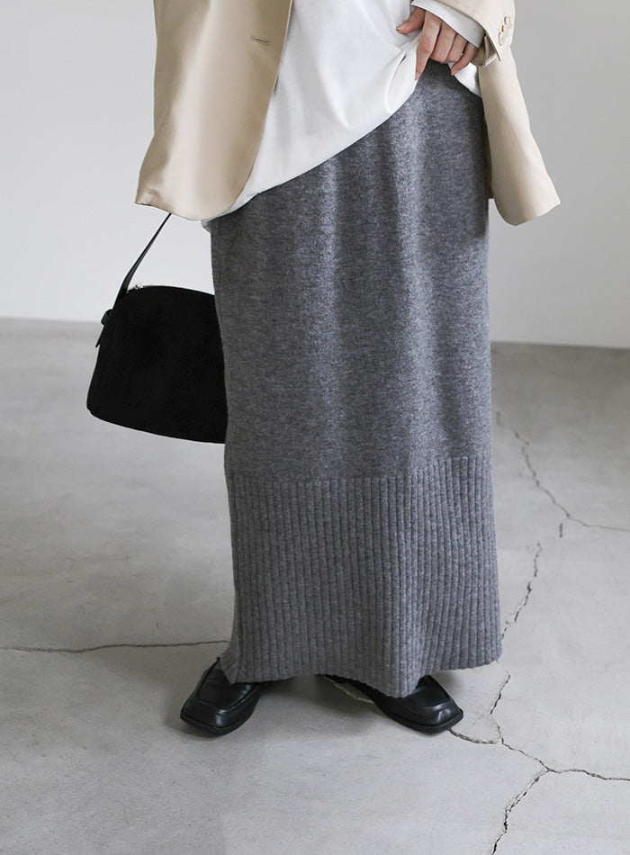 ヘムリブニットIラインスカート