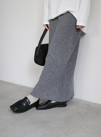 ヘムリブニットIラインスカート