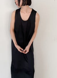 ラウンドネックサテンロングワンピース【セットアップ対応】【by SON】