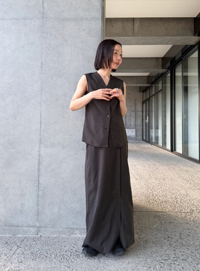 somm&amp;co ベスト AS KNOW AS（アズノゥアズ） ベスト ジレ ○ぺプラムジップVネック