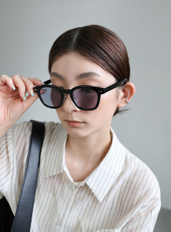 ウェリントン調光サングラス