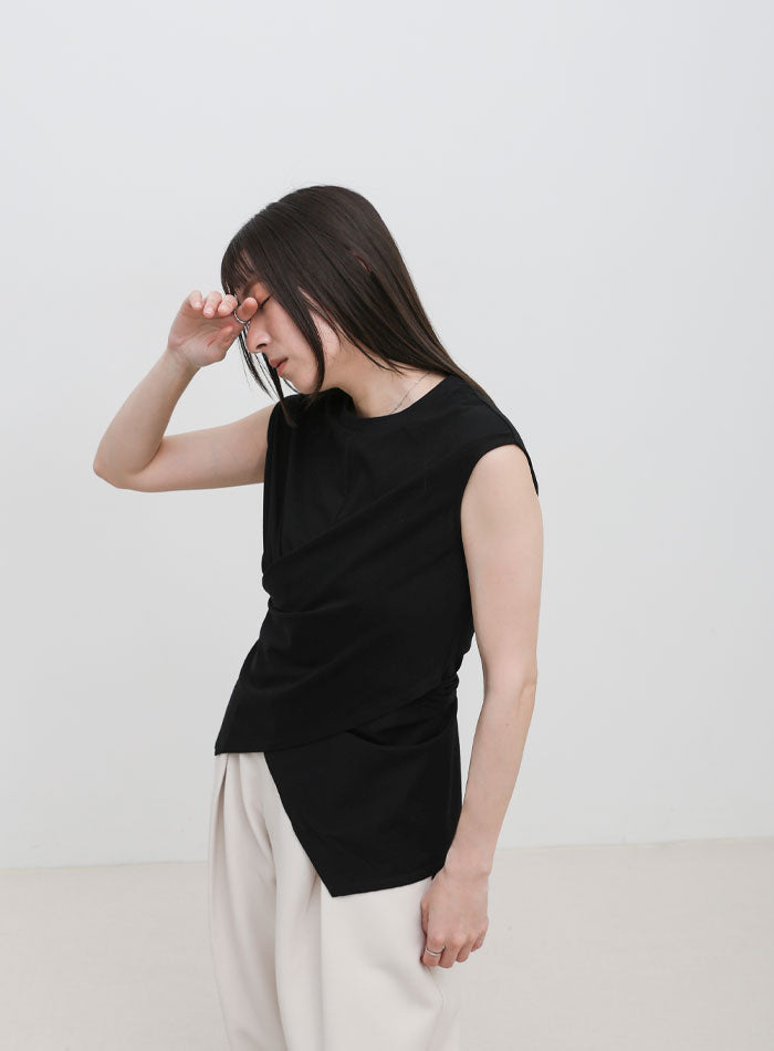 ノースリーブ（黒） ウエストラップノースリーブトップス – SELECT MOCA