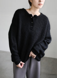 ヘンリーネックオーバーニット