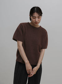 ネックデザインハーフスリーブニット