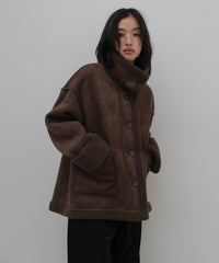 フェイクムートンミドル丈コート