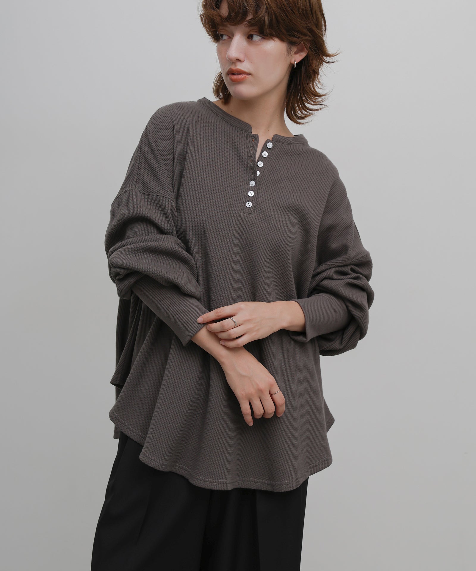 サーマルヘンリーネックビッグロンT – SELECT MOCA