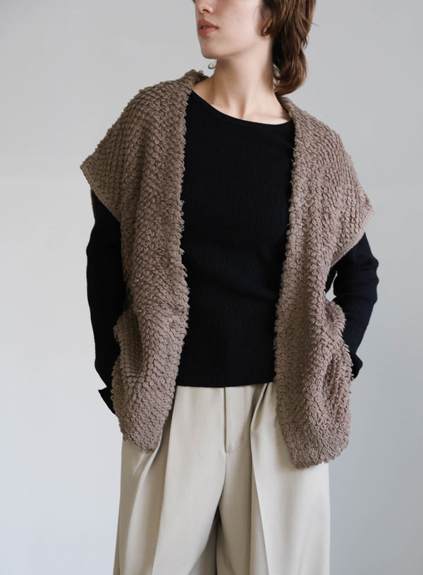 ループ編みニットベスト