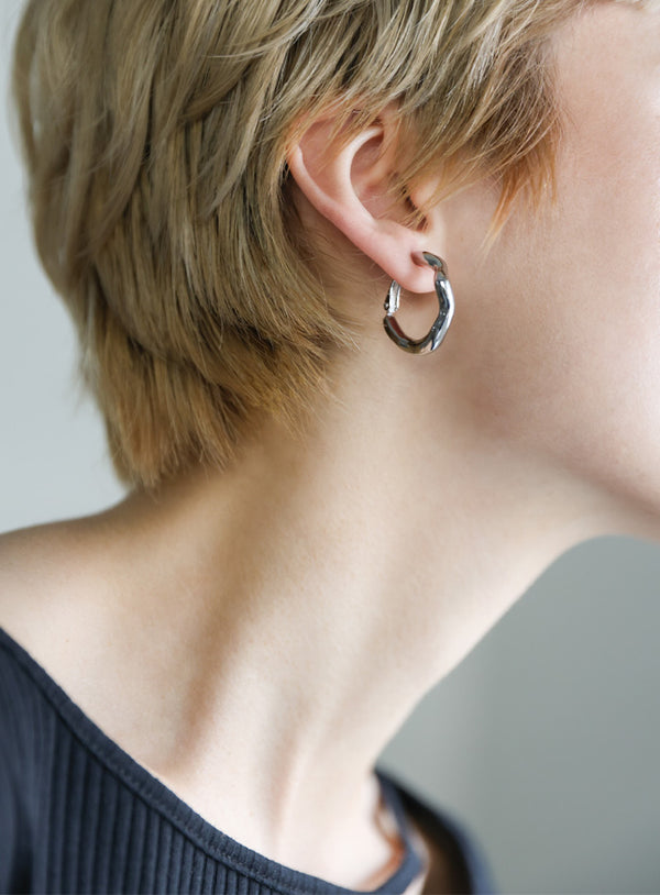 ニュアンスフープイヤリング