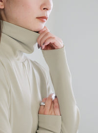 センター切り替えタートルトップス