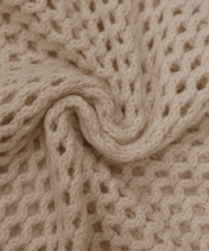 Vネック透かし編みショートニット