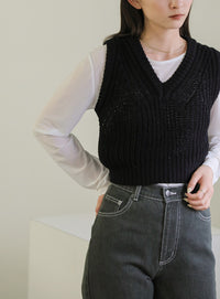 透かし編みニットショートベスト