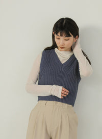 透かし編みニットショートベスト