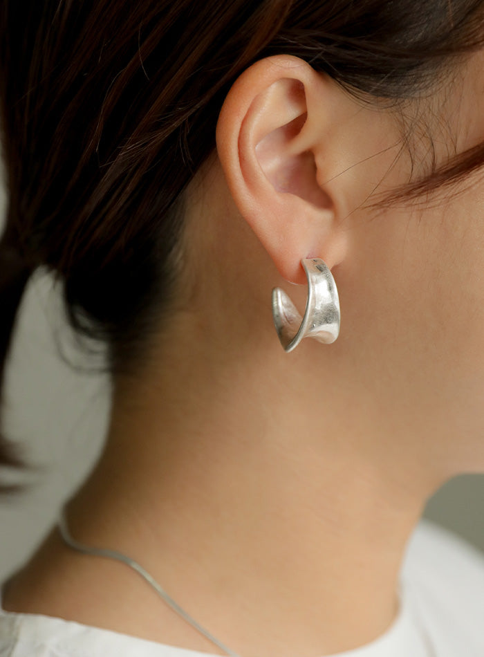 カールピアス