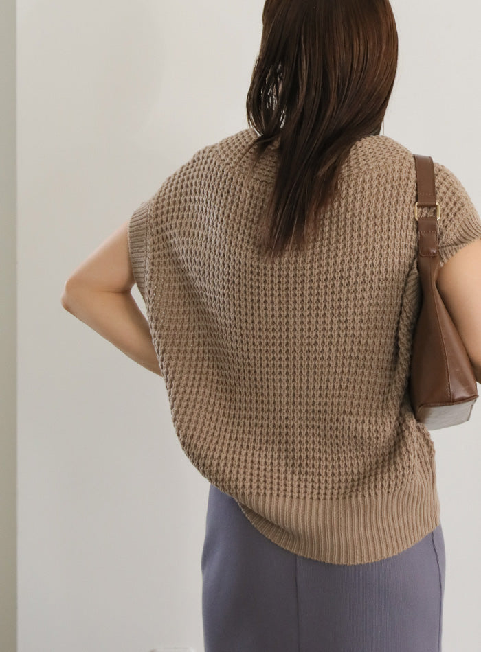 ワッフル編みVネックニットベスト【SALE】