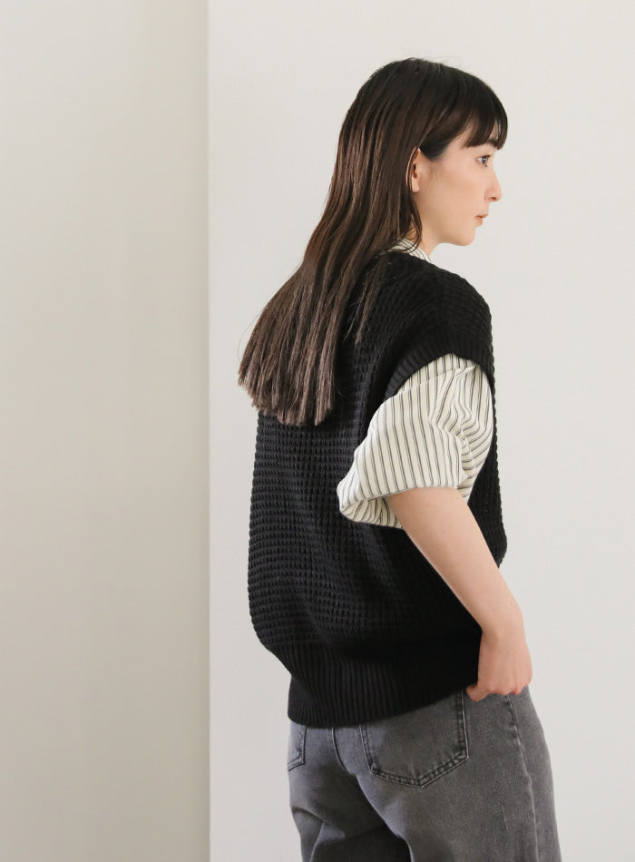 ワッフル編みVネックニットベスト – SELECT MOCA