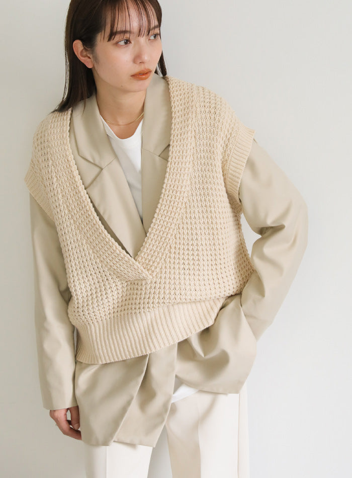 ワッフル編みVネックニットベスト【SALE】
