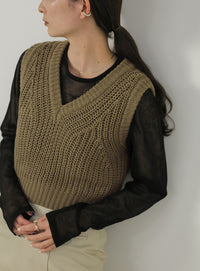 透かし編みニットショートベスト